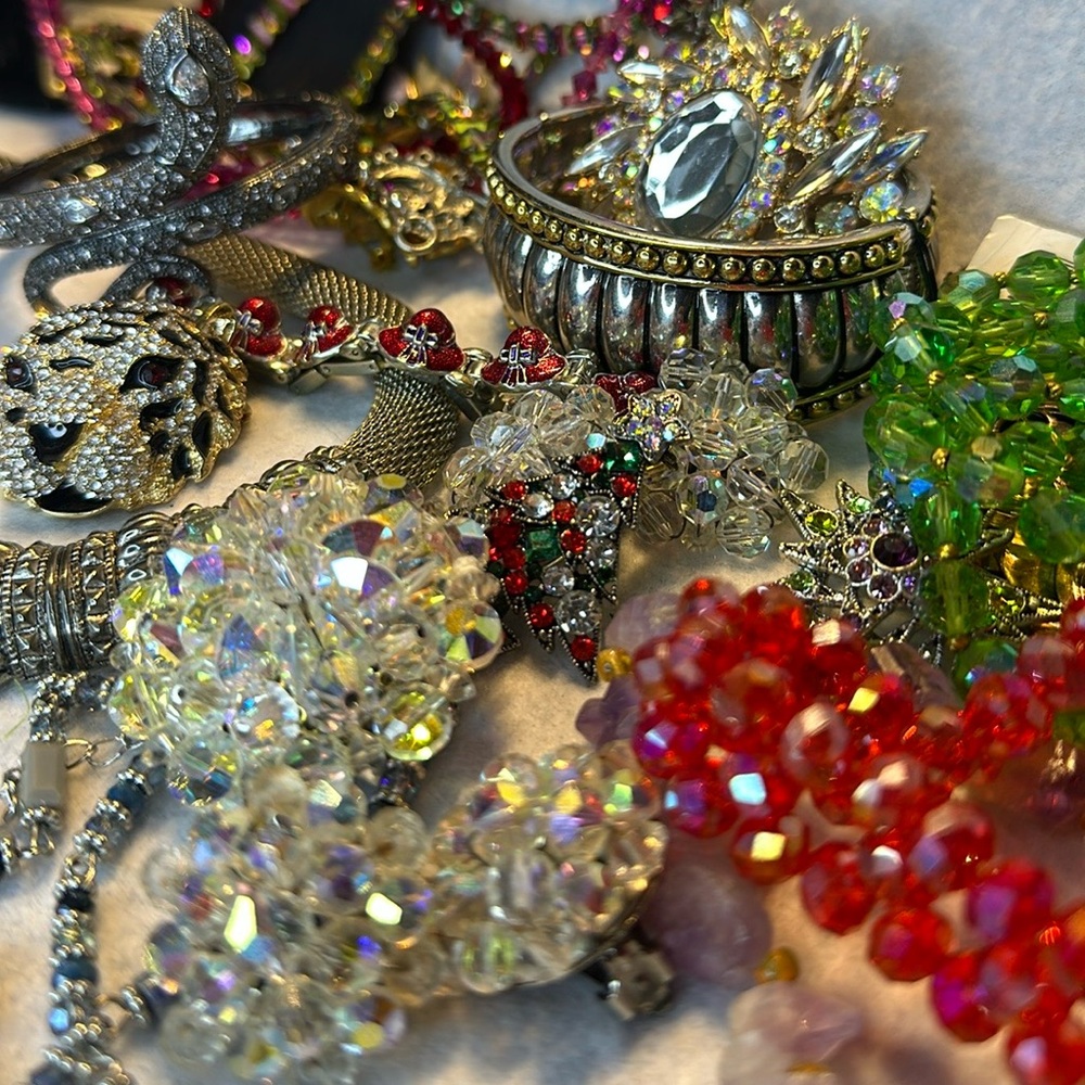 Jewelry live  show!!! Like this posts to be notify of all my shows
